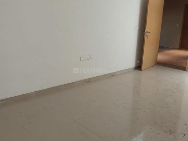 2 BHK Apartment in Shela for rent Ahmedabad. The reference number is 17370099