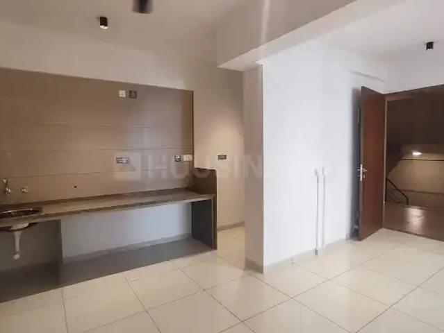 2 BHK Apartment in Shela for rent Ahmedabad. The reference number is 18288361