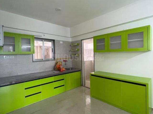 2 BHK Apartment in Shela for rent Ahmedabad. The reference number is 18407402