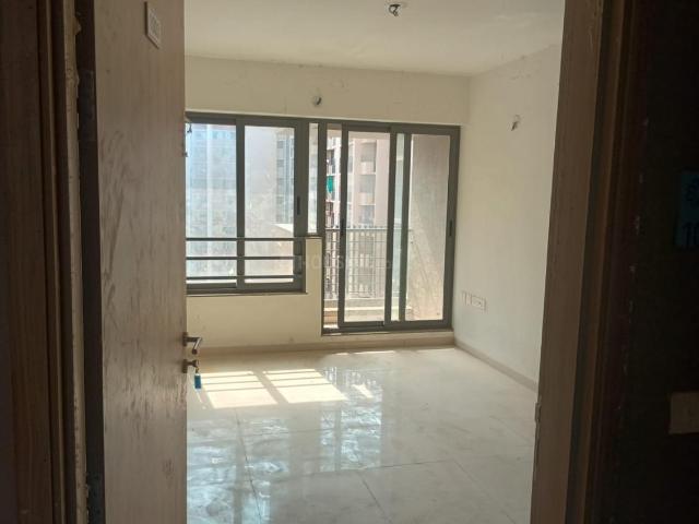 2 BHK Apartment in Shela for rent Ahmedabad. The reference number is 18425799