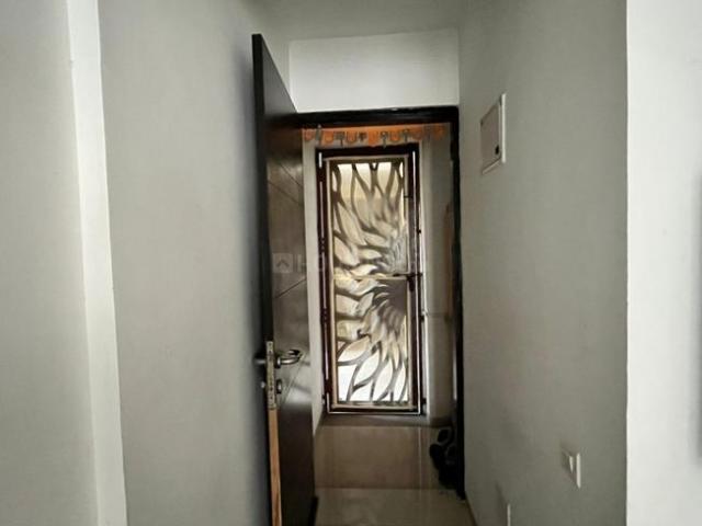 2 BHK Apartment in Shela for rent Ahmedabad. The reference number is 19023017