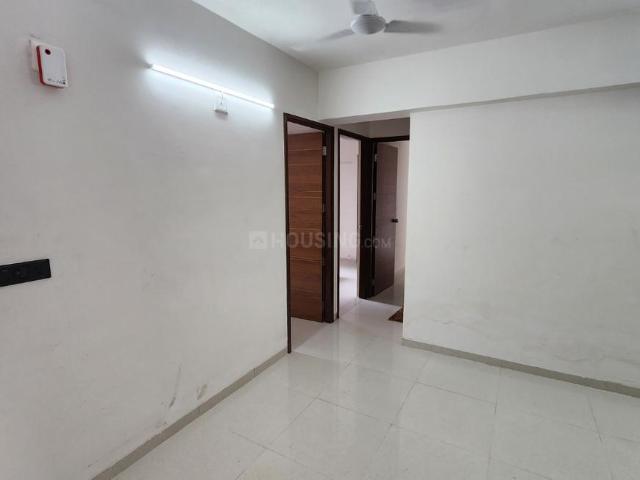 2 BHK Apartment in Shela for rent Ahmedabad. The reference number is 19179079