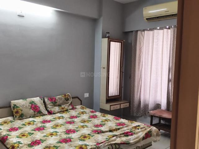 2 BHK Apartment in Shela for rent Ahmedabad. The reference number is 19325323