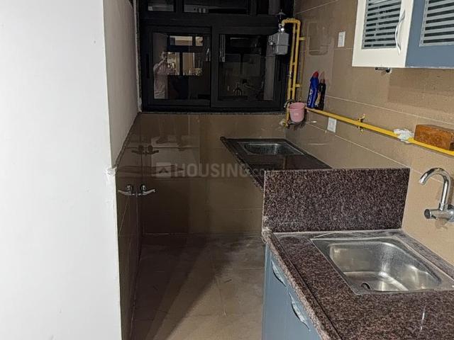 2 BHK Apartment in Shela for rent Ahmedabad. The reference number is 19383149