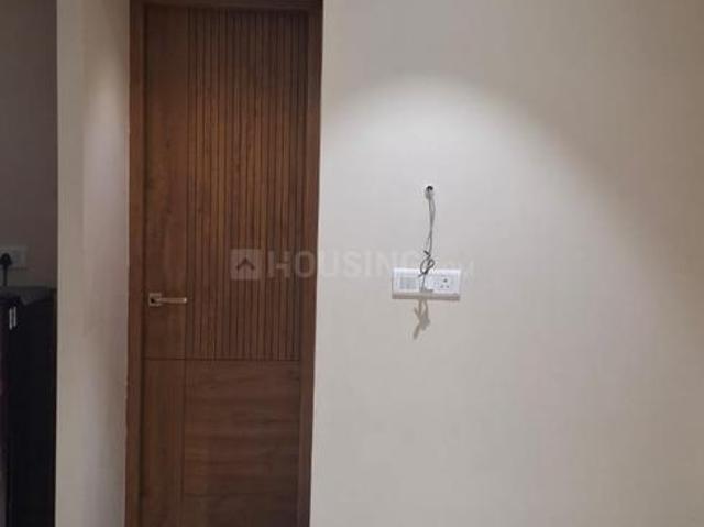 2 BHK Apartment in Shela for rent Ahmedabad. The reference number is 19693037