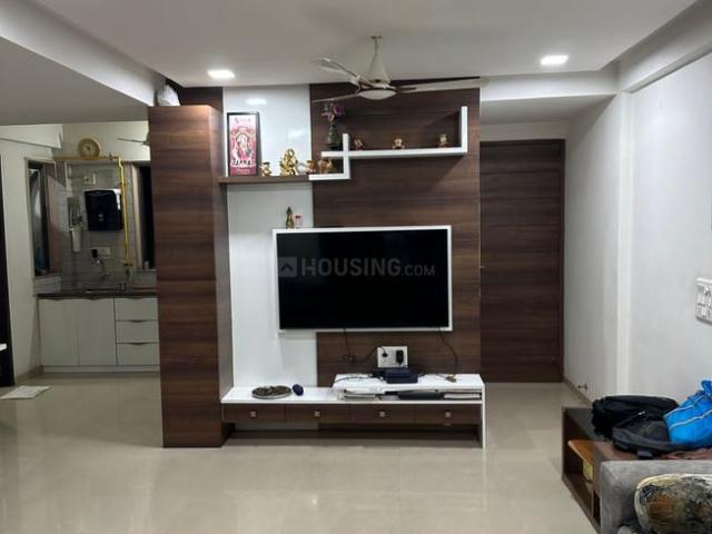 2 BHK Apartment in Shela for rent Ahmedabad. The reference number is 19727437