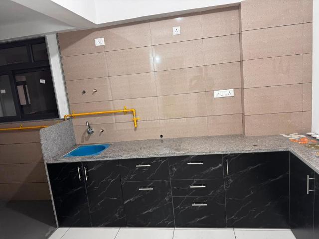 2 BHK Apartment in Shela for rent Ahmedabad. The reference number is 19741718