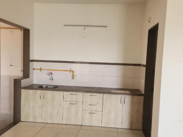 2 BHK Apartment in Shela for rent Ahmedabad. The reference number is 19772564