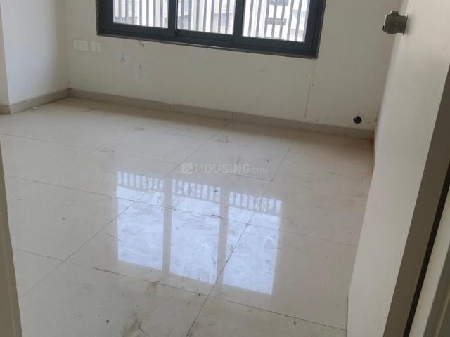 2 BHK Apartment in Shela for rent Ahmedabad. The reference number is 19815717