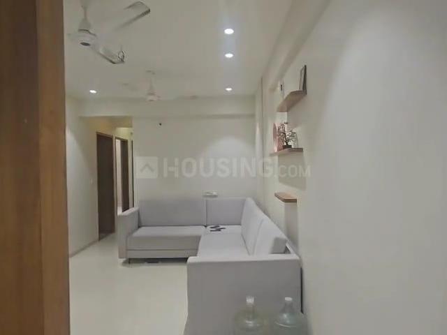 2 BHK Apartment in Shela for rent Ahmedabad. The reference number is 19881809