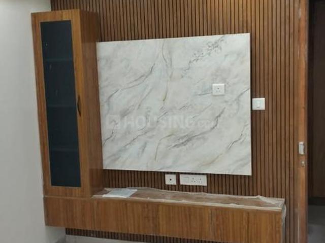 2 BHK Apartment in Shela for rent Ahmedabad. The reference number is 19987175