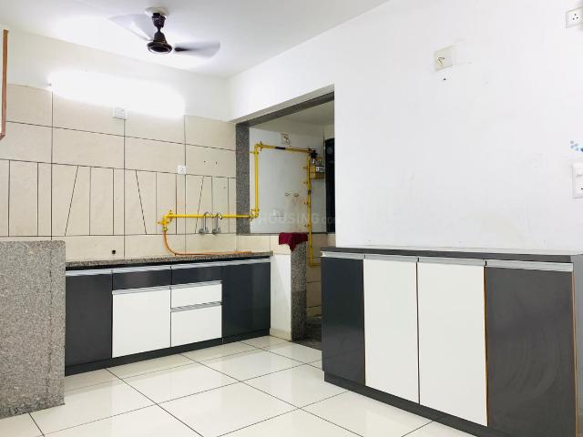 2 BHK Apartment in Shela for rent Ahmedabad. The reference number is 20288226
