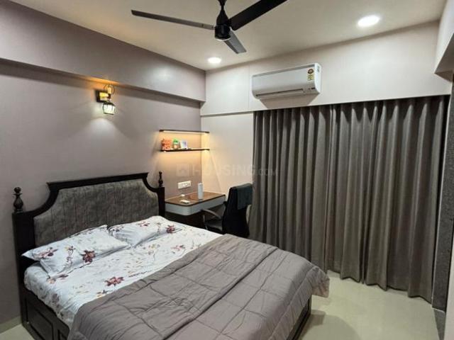 2 BHK Apartment in Shela for rent Ahmedabad. The reference number is 20350704