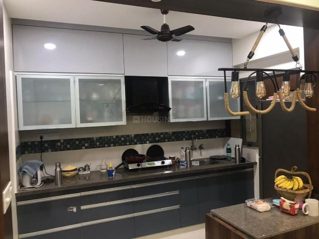 2 BHK Apartment in Shela for rent Ahmedabad. The reference number is 20421901