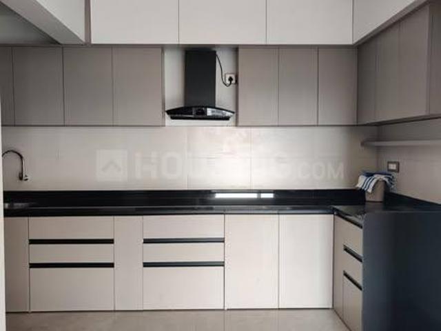 2 BHK Apartment in Shela for rent Ahmedabad. The reference number is 20464202