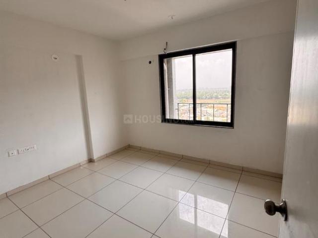2 BHK Apartment in Shela for rent Ahmedabad. The reference number is 20554068