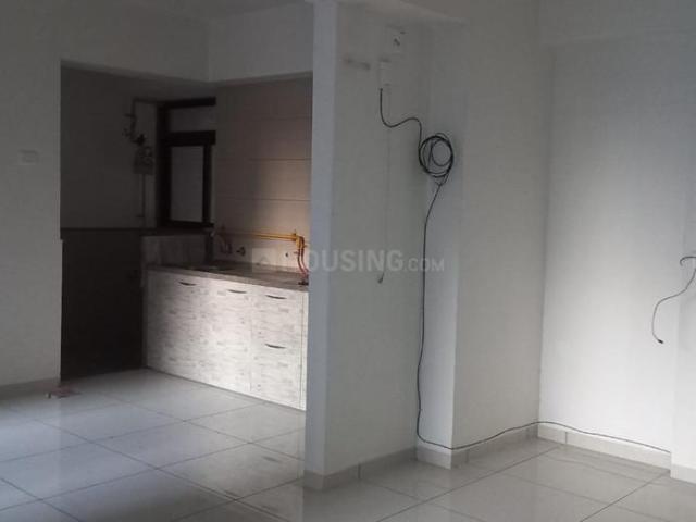 2 BHK Apartment in Shela for rent Ahmedabad. The reference number is 20640139