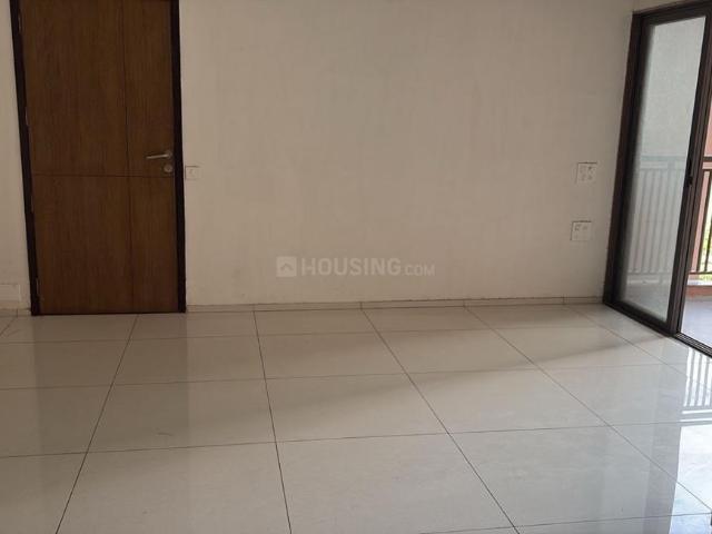 2 BHK Apartment in Shela for resale Ahmedabad. The reference number is 20288787