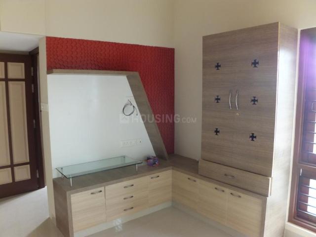 2 BHK Apartment in Shenoy Nagar for rent Madurai. The reference number is 20626092
