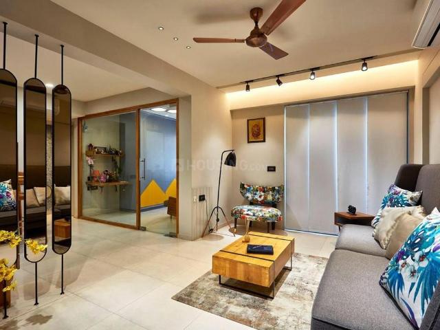 2 BHK Apartment in Shilaj for rent Ahmedabad. The reference number is 20233958