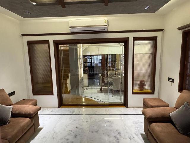 2 BHK Apartment in Shilaj for rent Ahmedabad. The reference number is 20333723
