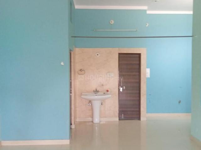 2 BHK Apartment in Shiv Nagar for rent Sri Ganganagar. The reference number is 18148212