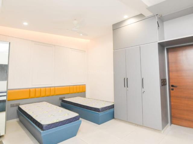 2 BHK Apartment in Shivaji Nagar for resale Pune. The reference number is 20113401