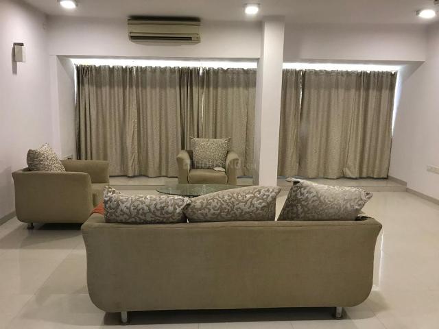 2 BHK Apartment in Shivaji Park for resale Mumbai South. The reference number is 10580325