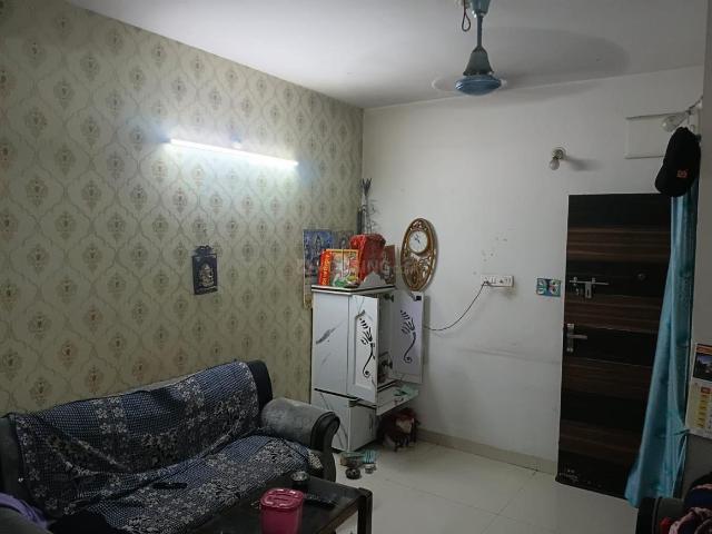 2 BHK Apartment in Shrinagar for rent Raipur. The reference number is 20565736