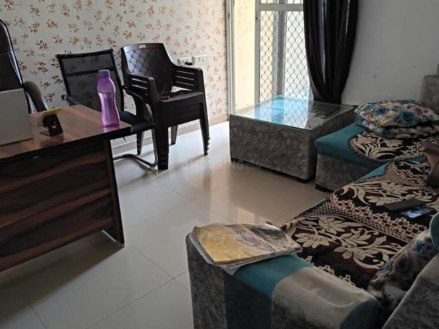 2 BHK Apartment in Siddharth Vihar for rent Ghaziabad. The reference number is 15744064