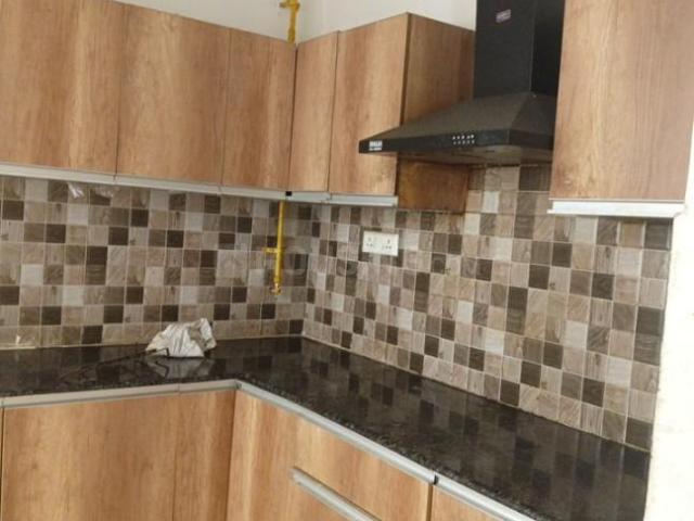 2 BHK Apartment in Siddharth Vihar for rent Ghaziabad. The reference number is 18529437