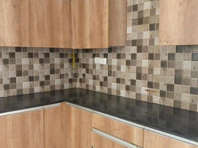 2 BHK Apartment in Siddharth Vihar for rent Ghaziabad. The reference number is 19152464