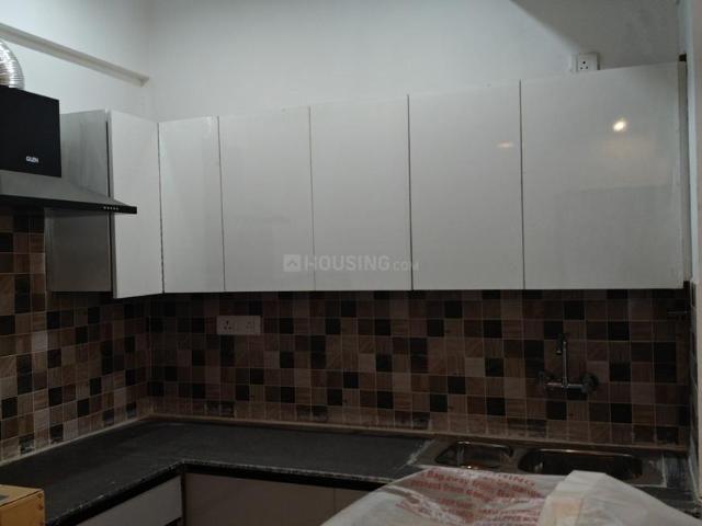2 BHK Apartment in Siddharth Vihar for rent Ghaziabad. The reference number is 19329098