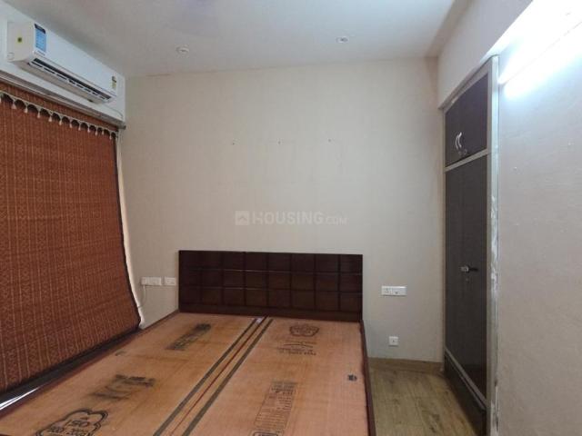 2 BHK Apartment in Siddharth Vihar for rent Ghaziabad. The reference number is 20438868