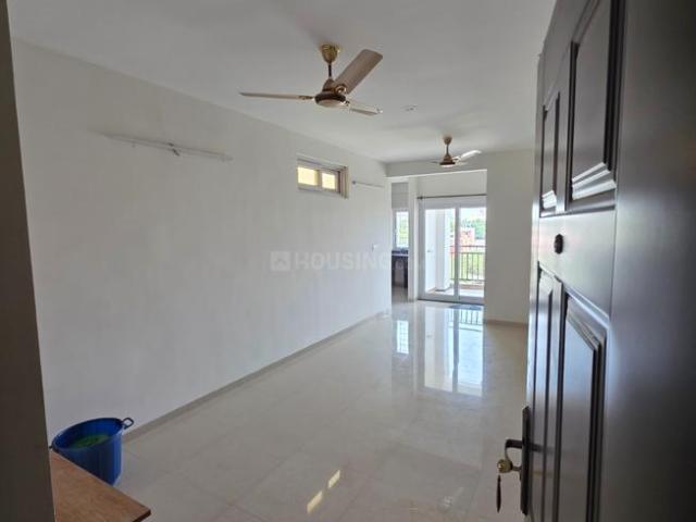 2 BHK Apartment in Singanallur for rent Coimbatore. The reference number is 20450793