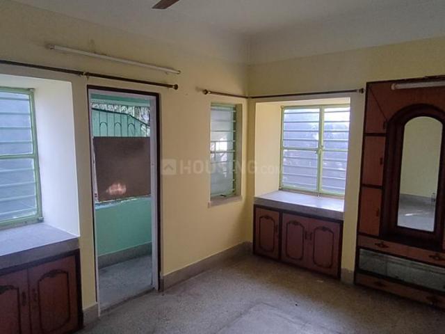 2 BHK Apartment in Baranagar for resale Kolkata. The reference number is 11179892