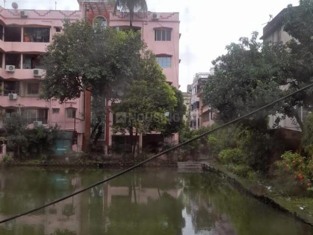 2 BHK Apartment in Sinthi for resale Kolkata. The reference number is 19845347
