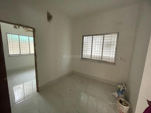 2 BHK Apartment in Sinthi for resale Kolkata. The reference number is 20319637