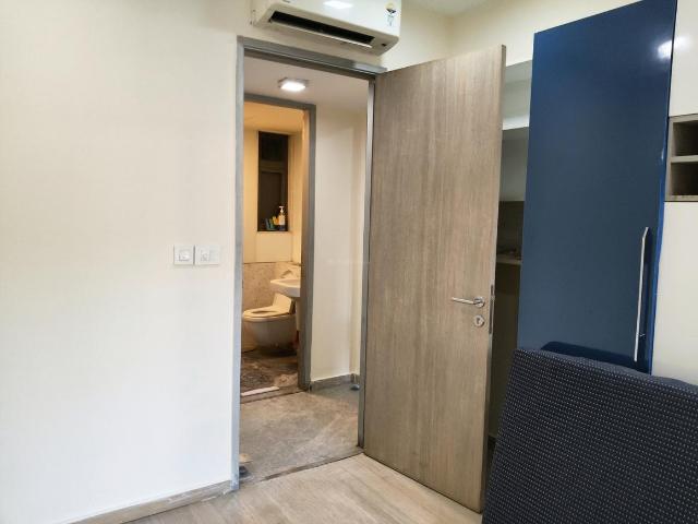 2 BHK Apartment in Sion for rent Mumbai. The reference number is 18578464