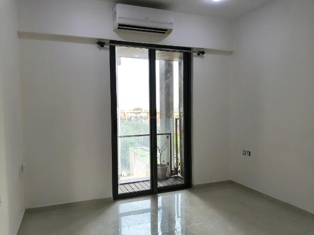 2 BHK Apartment in Sion for rent Mumbai. The reference number is 18065518