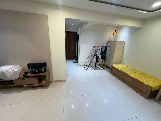 2 BHK Apartment in Sion for rent Mumbai. The reference number is 18298012