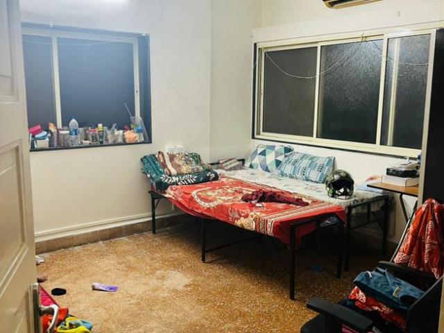 2 BHK Apartment in Sion for rent Mumbai. The reference number is 19433189