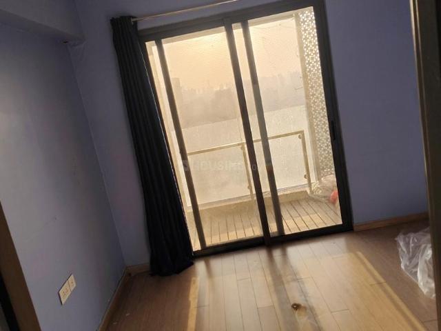 2 BHK Apartment in Sion for rent Mumbai. The reference number is 19721046