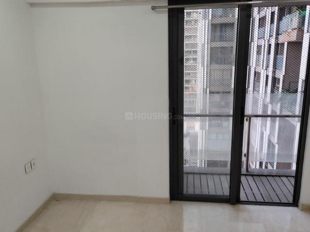 2 BHK Apartment in Sion for rent Mumbai. The reference number is 19729561