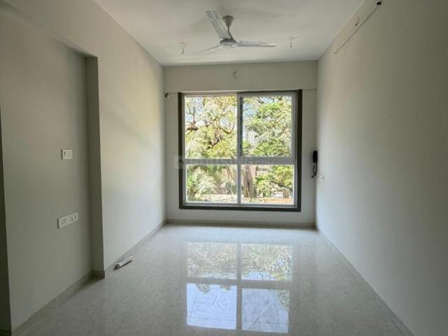 2 BHK Apartment in Sion for rent Mumbai. The reference number is 19921071