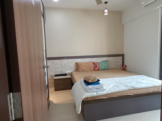 2 BHK Apartment in Sion for rent Mumbai. The reference number is 20426879