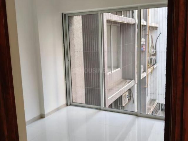 2 BHK Apartment in Sion for rent Mumbai. The reference number is 20727585