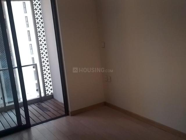 2 BHK Apartment in Sion for rent Mumbai. The reference number is 20033437