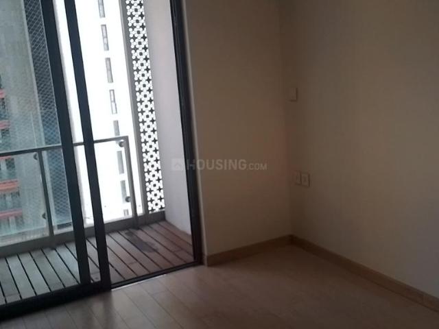 2 BHK Apartment in Sion for rent Mumbai. The reference number is 20033381