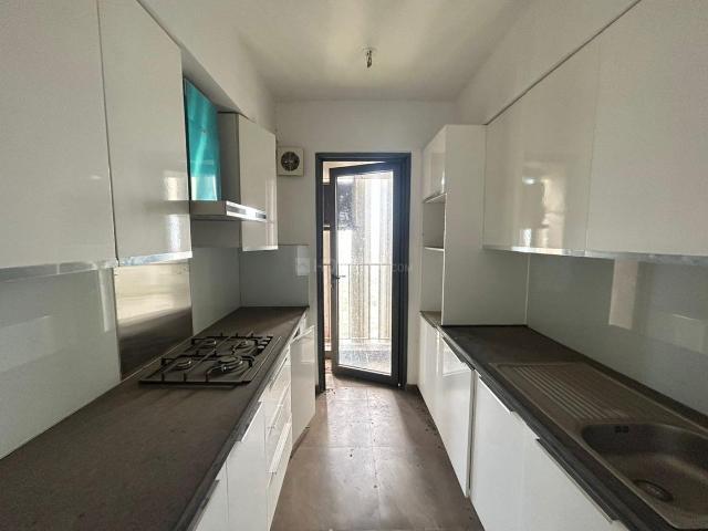 2 BHK Apartment in Sion for rent Mumbai. The reference number is 20336692